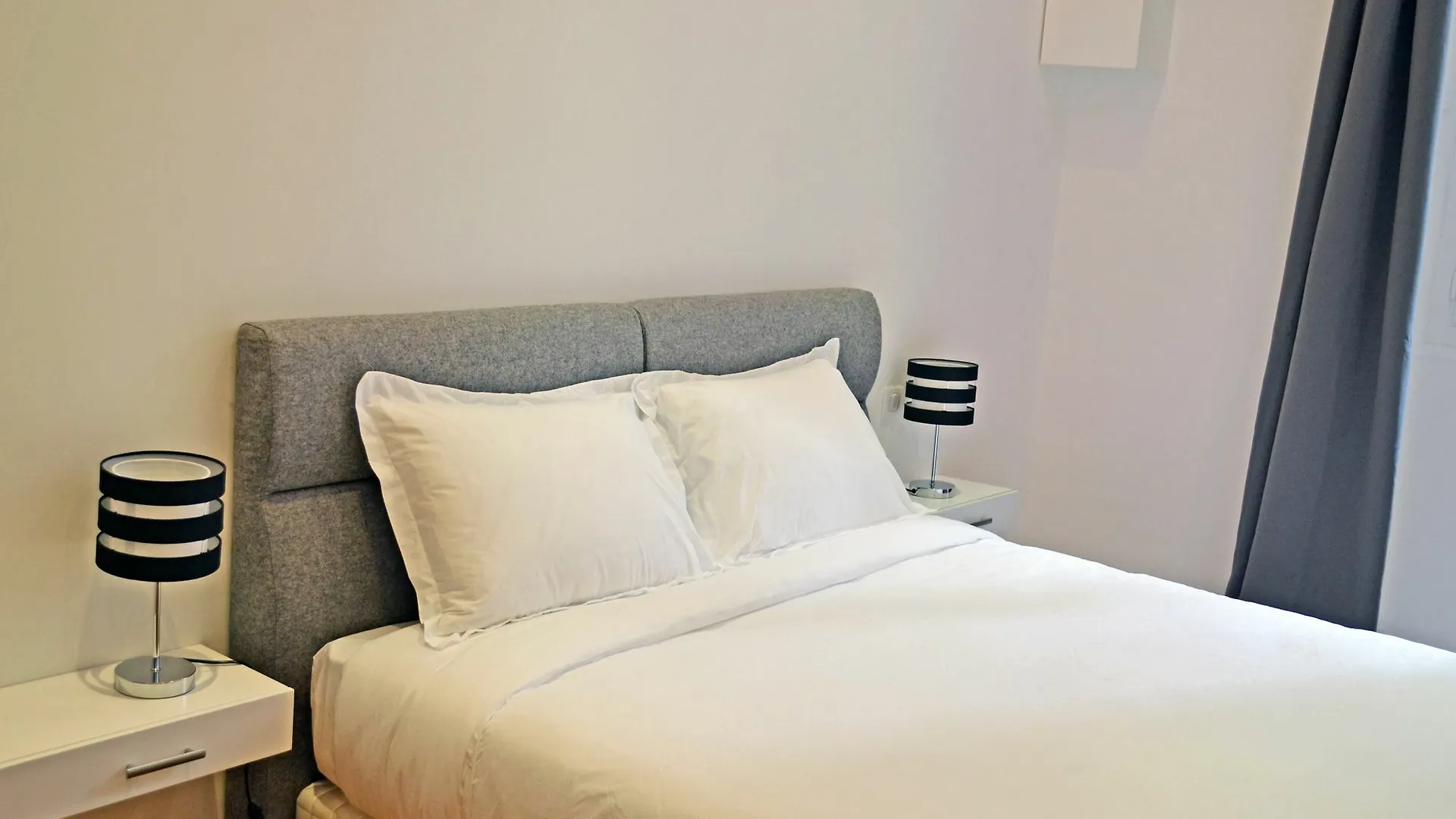 Bed & Breakfast Square
